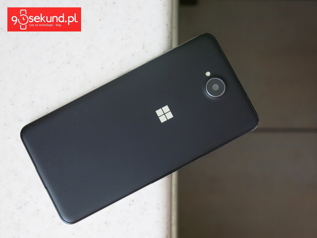 Microsoft Lumia 650 - recenzja na 90sekund.pl