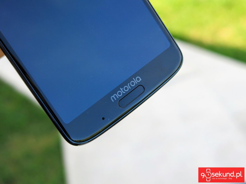 Na zdjęciu Motorola Moto G6 Plus - 90sekund.pl