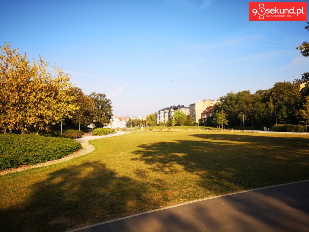 Zdjęcie z AI - Huawei P20 - 90sekund.pl - Michał Brożyński