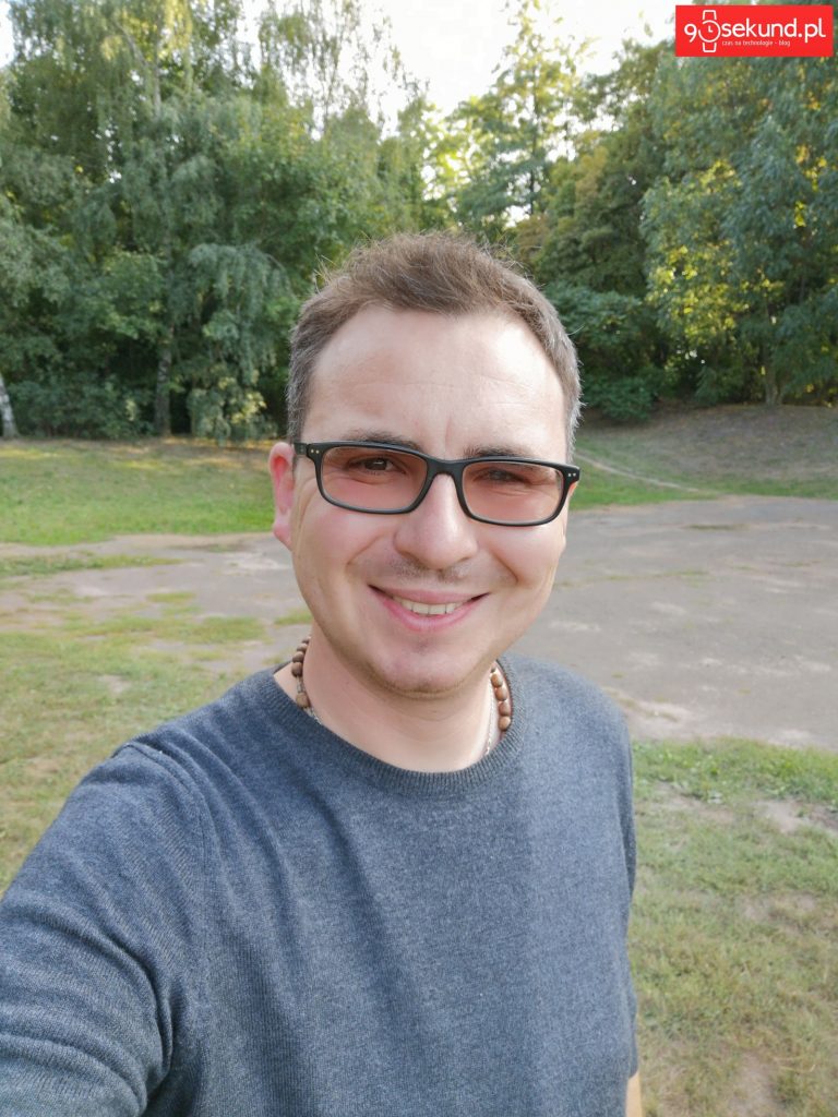 Zdjęcie portretowe wykonane Huawei P20 - 90sekund.pl - Michał Brożyński