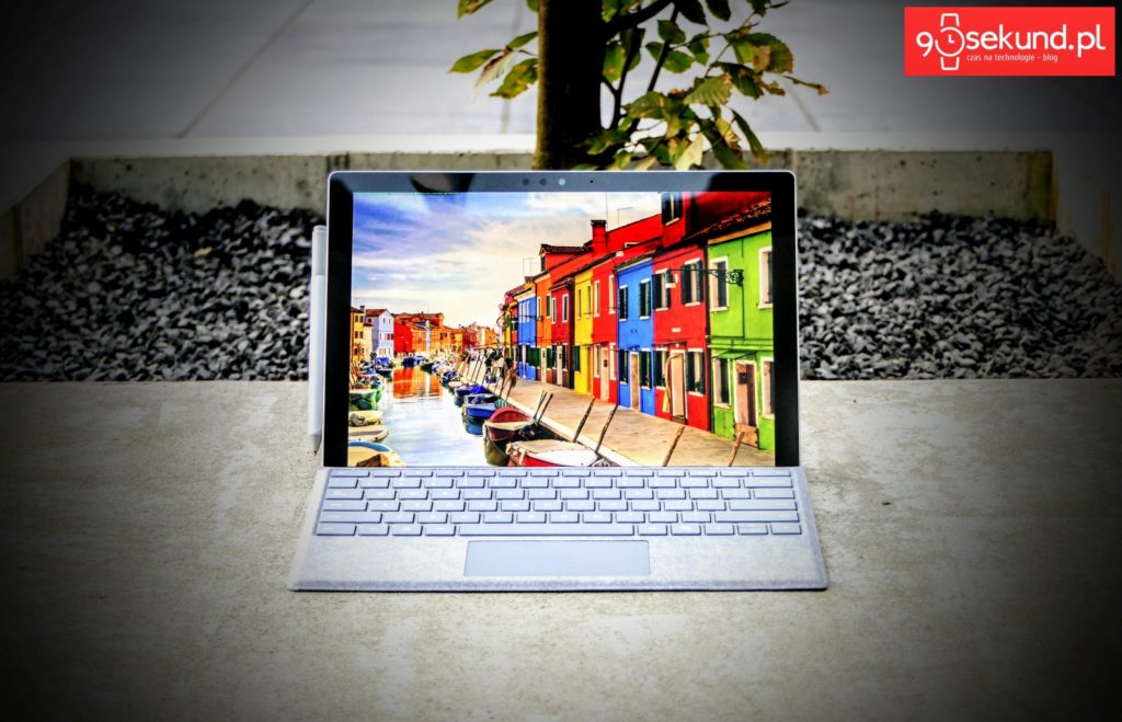 Recenzja Microsoft Surface Pro (2017) - 90sekund.pl - Michał Brożyński