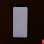 Wyświetlacz bez zielonej poświaty i wycieku kleju w Huawei Mate 20 Pro - Michał Brożyński - 90sekund.pl