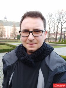 Selfie wykonane Pocophone F1 - Michał Brożyński 90sekund.pl