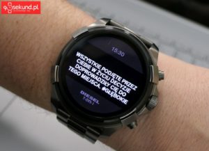 Komunikaty, które generuje aplikacja T-ON-I na smartwatchu Diesel On Full Guard 2.0 - Michał Brożyński 90sekund.pl