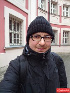 Selfie z Sony Xperia XZ3 - Michał Brożyński 90sekund.pl