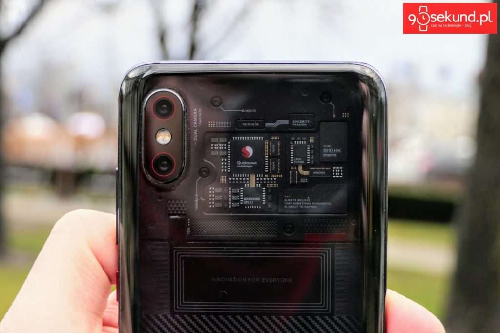 Recenzja Xiaomi Mi 8 Pro - Michał Brożyński 90sekund.pl