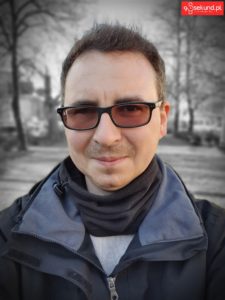 Selfie z efektem Kolorowy Punkt z Galaxy S10+ Plus - Michał Brożyński 90sekund.pl